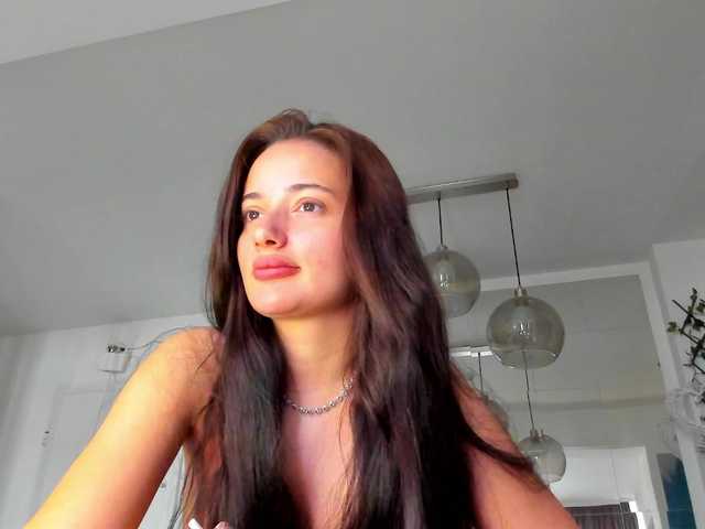 ireneVON live cam on BongaCams