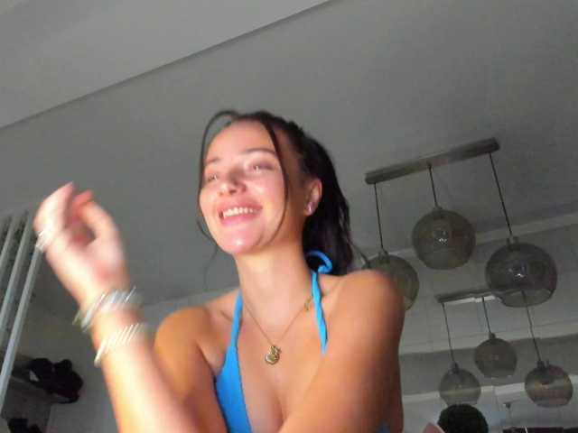 ireneVON live cam on BongaCams