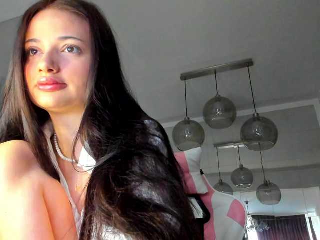 ireneVON's BongaCams show and profile