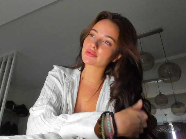 ireneVON live cam on BongaCams