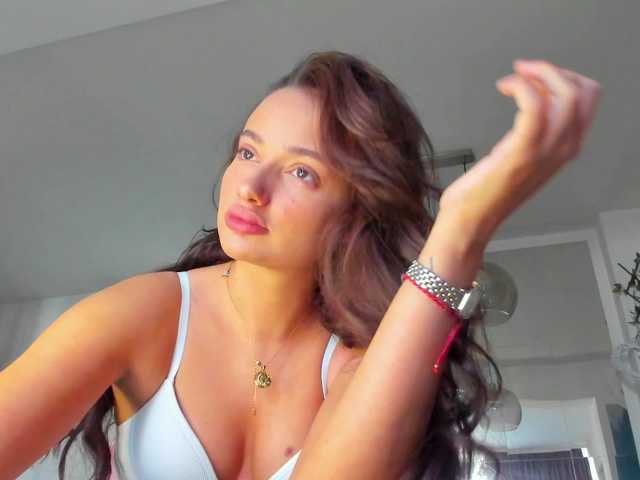 ireneVON live cam on BongaCams