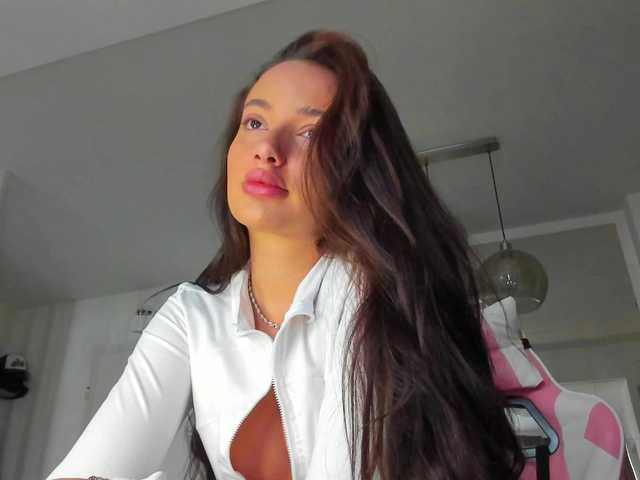 ireneVON live cam on BongaCams