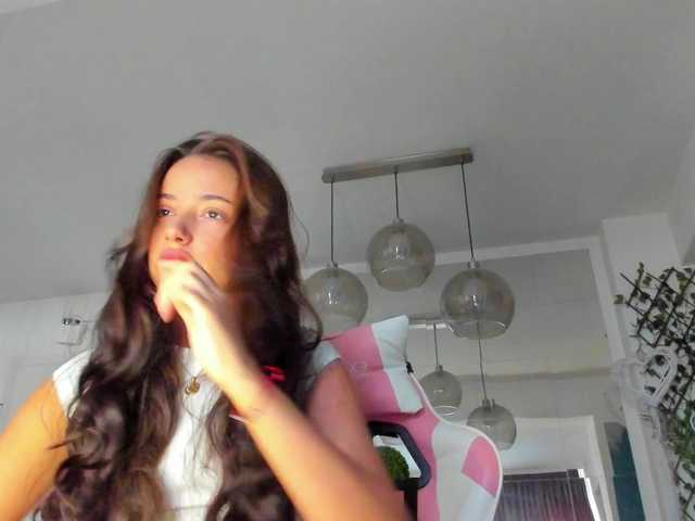 ireneVON live cam on BongaCams