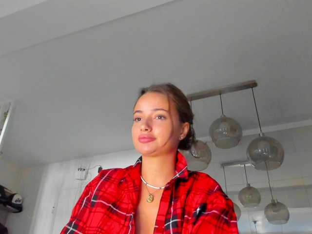 ireneVON live cam on BongaCams