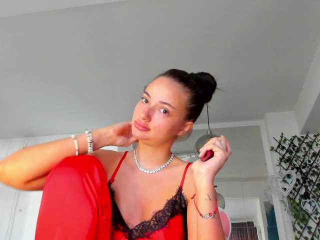 ireneVON live cam on BongaCams