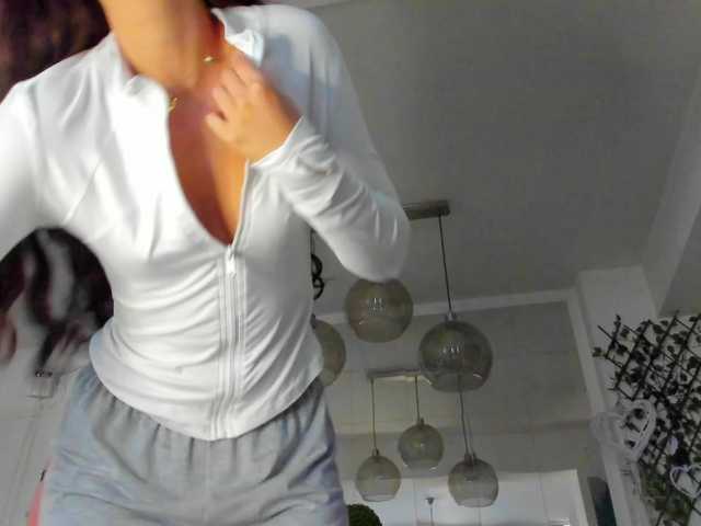 ireneVON live cam on BongaCams