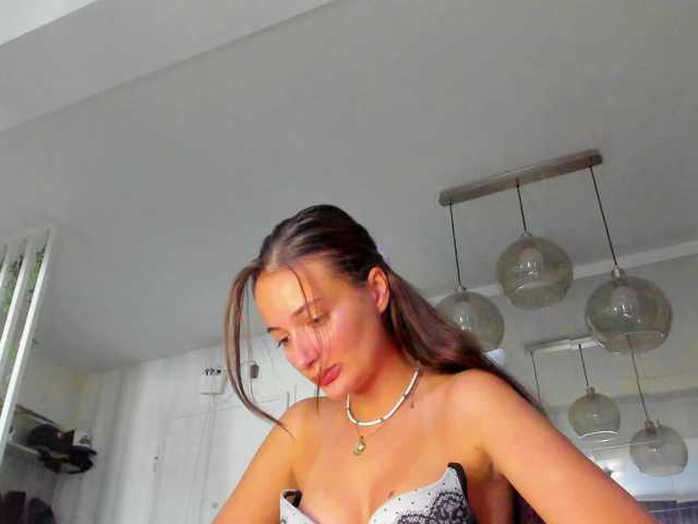 ireneVON live cam on BongaCams