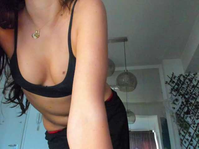 ireneVON live cam on BongaCams