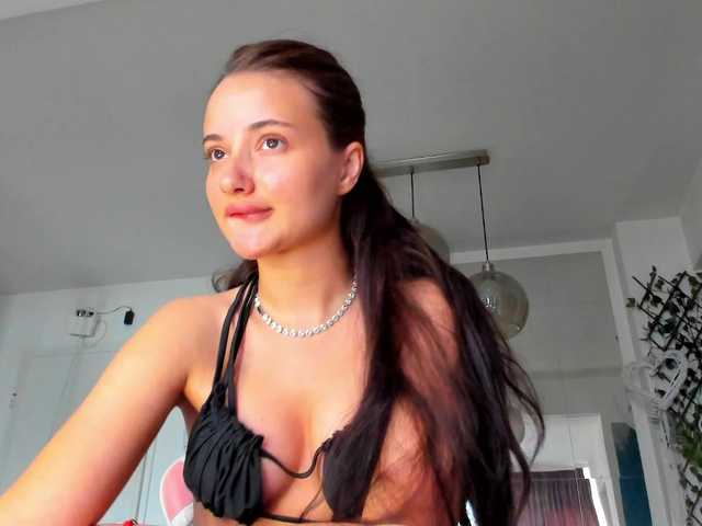 ireneVON live cam on BongaCams