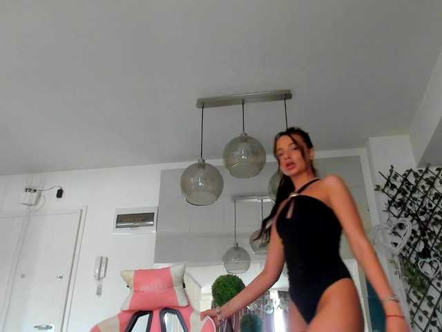 ireneVON live cam on BongaCams