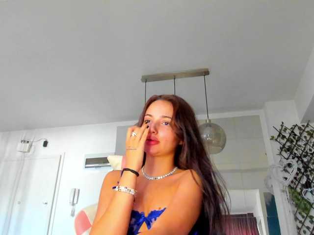 ireneVON live cam on BongaCams