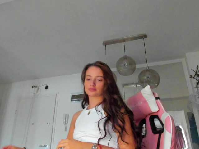ireneVON live cam on BongaCams