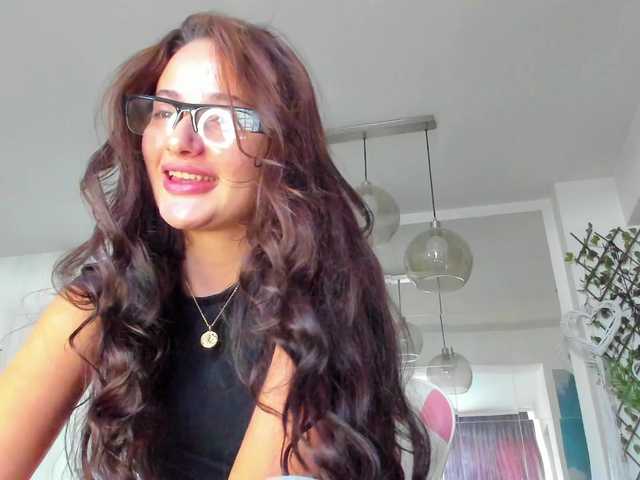 ireneVON live cam on BongaCams