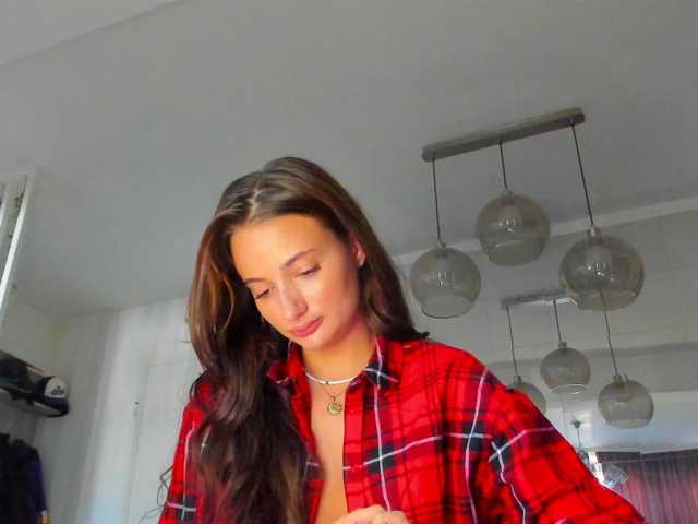 ireneVON live cam on BongaCams