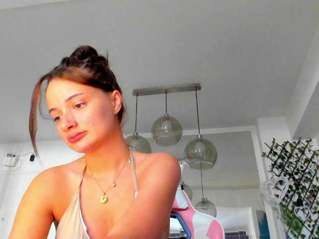 ireneVON live cam on BongaCams