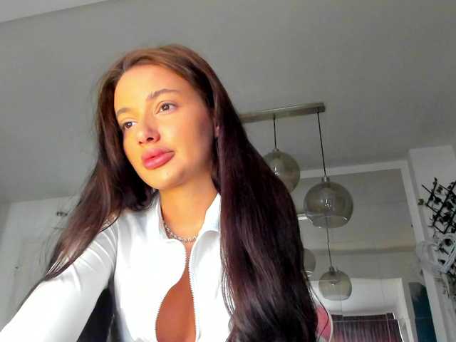 ireneVON live cam on BongaCams