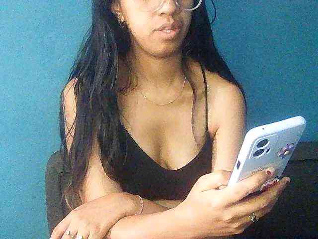 Michou_Caren webcam