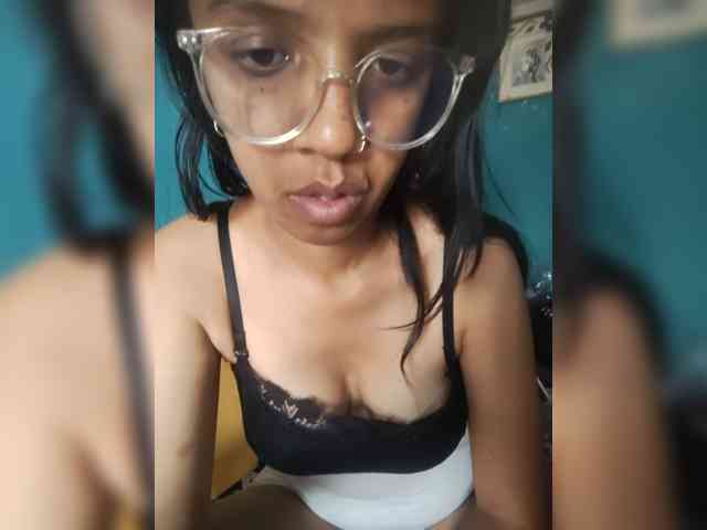 Michou_Caren webcam