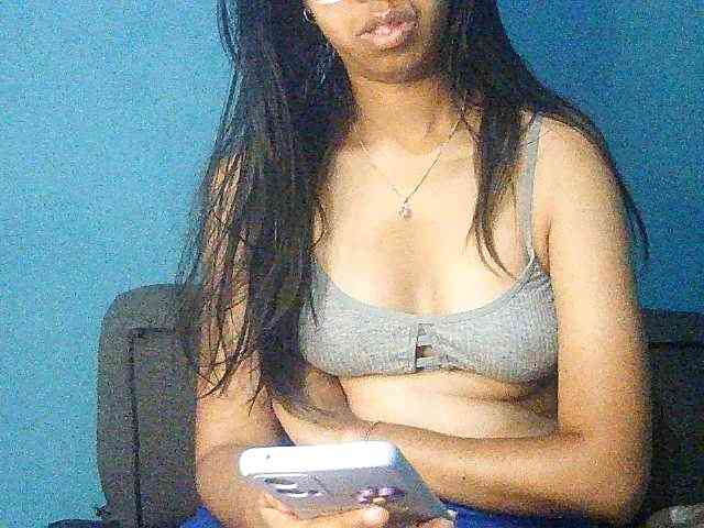 Michou_Caren webcam