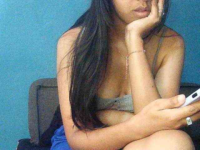 Michou_Caren webcam
