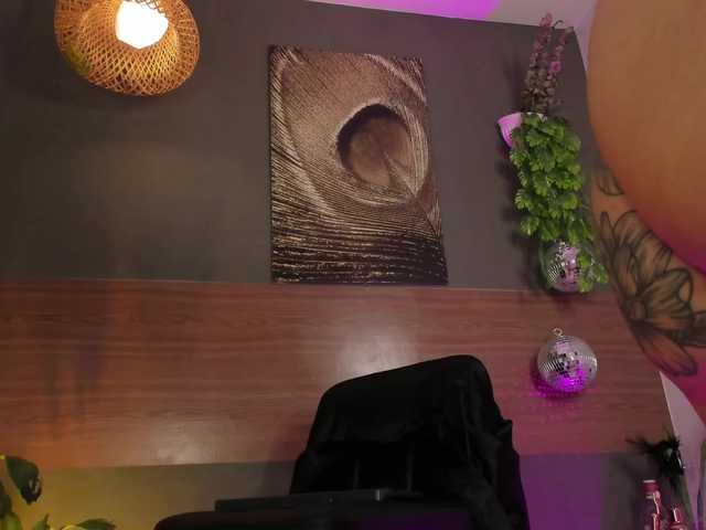 GinebraFox live cam on BongaCams