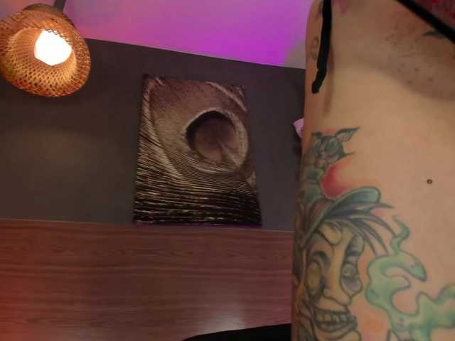 GinebraFox live cam on UnifiedCams