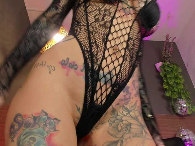 GinebraFox live cam on BongaCams