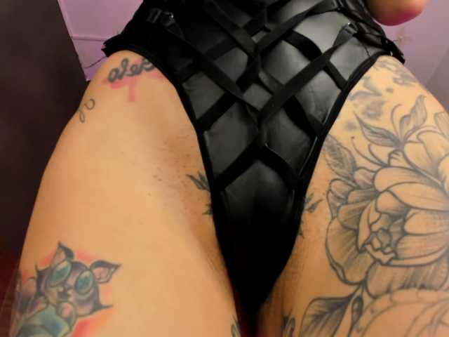 GinebraFox live cam on BongaCams