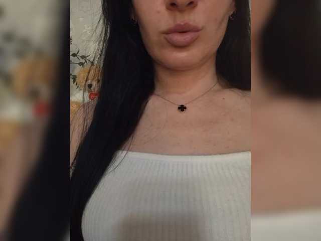Mikki88K live cam on BongaCams