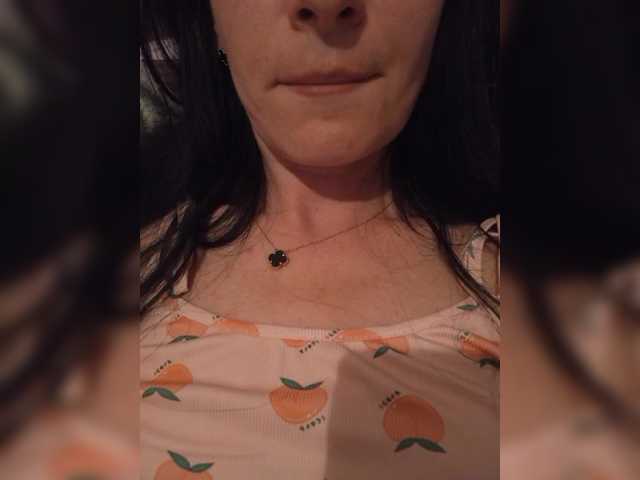 Mikki88K live cam on BongaCams