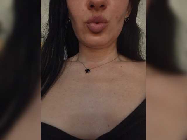 Mikki88K live cam