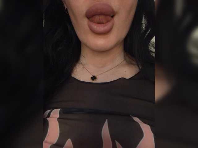 Mikki88K's BongaCams profile