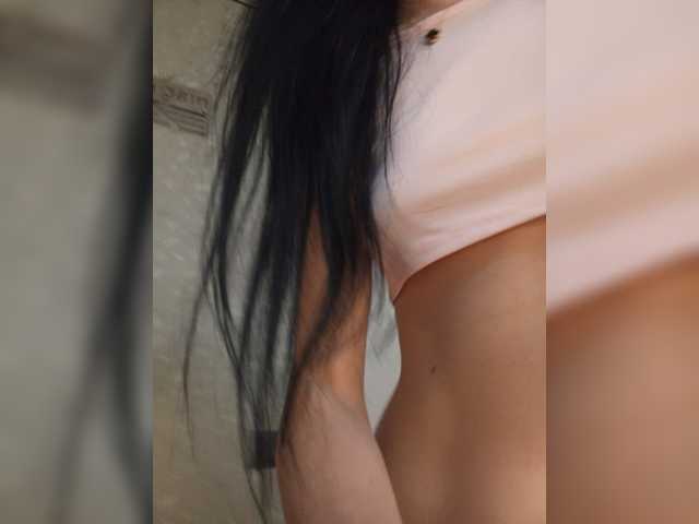 Black_chick live cam preview