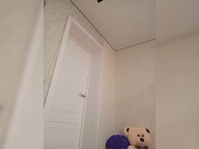 Mikki88K's BongaCams show and profile