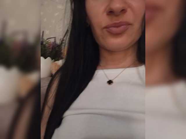 Mikki88K live cam on BongaCams