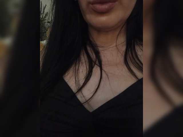 Mikki88K live cam on BongaCams