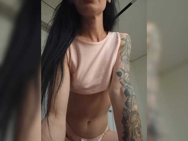 Mikki88K live cam