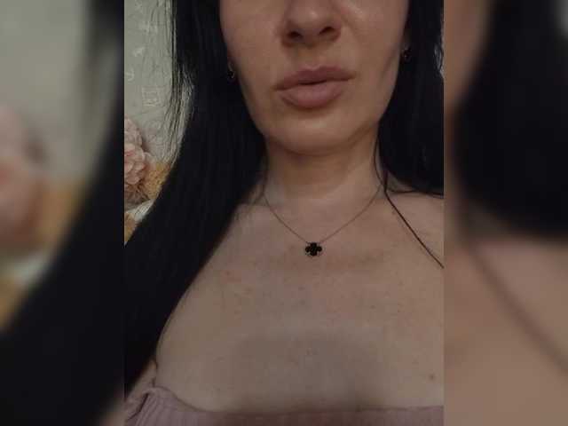 Black_chick live webcam show