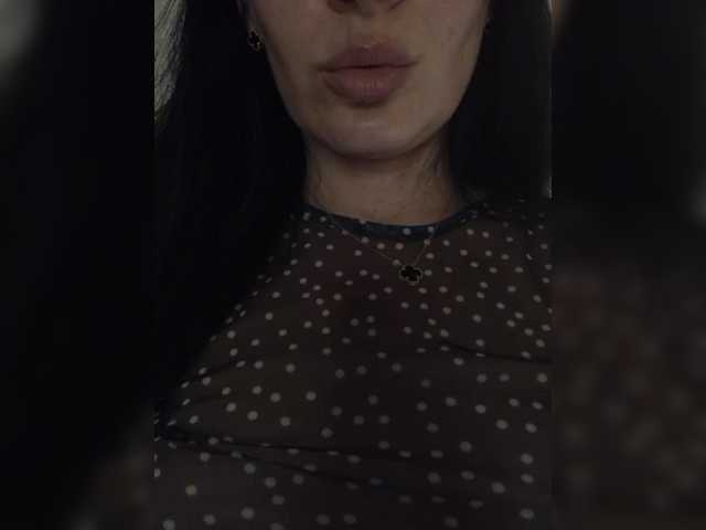 Mikki88K live cam on BongaCams