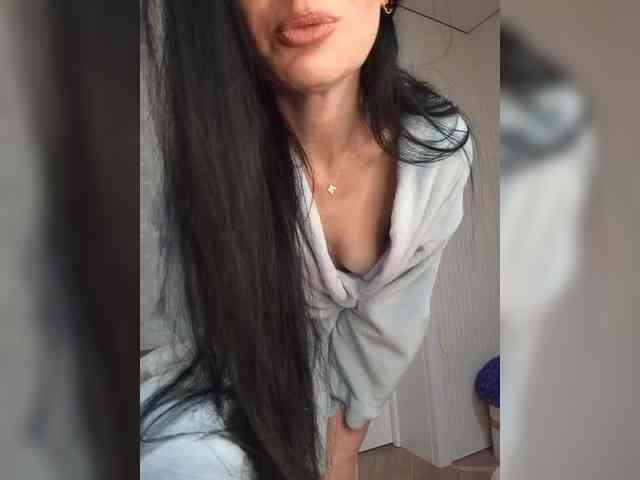 Black_chick webcam