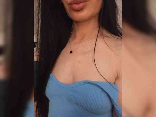 Black_chick webcam