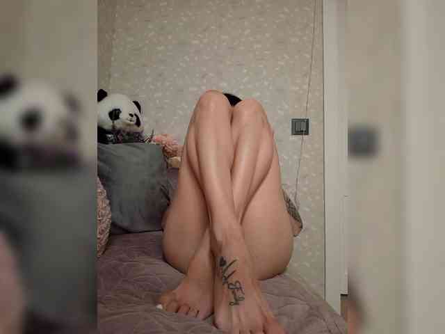 Black_chick webcam