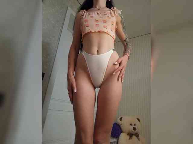 Mikki88K Live Webcam on BongaCams