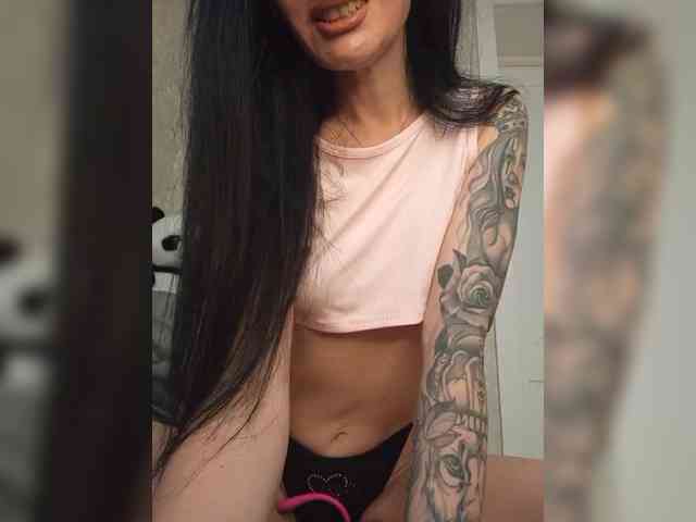 Black_chick webcam