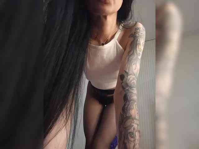 Black_chick webcam