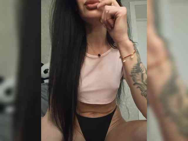Black_chick webcam