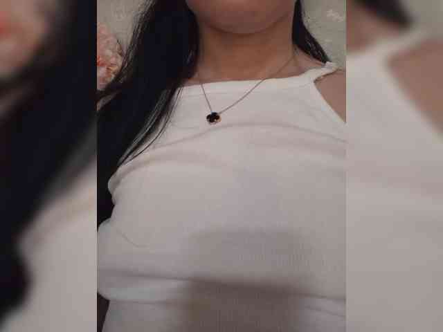 Black_chick webcam