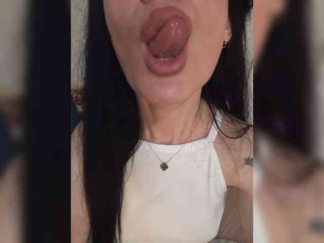 Black_chick webcam