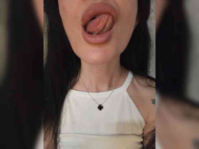 Black_chick webcam