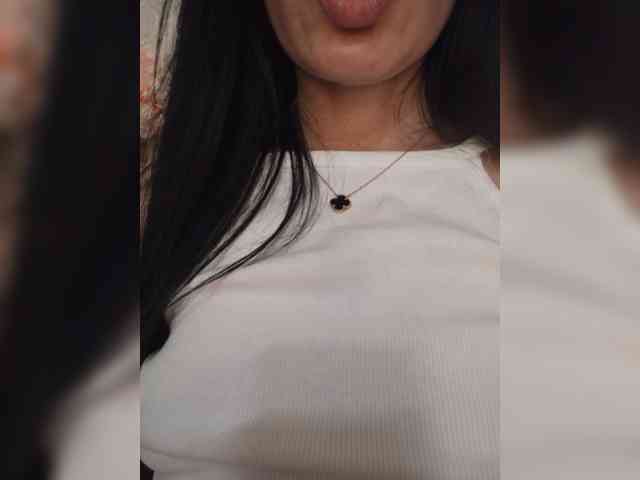 Black_chick webcam